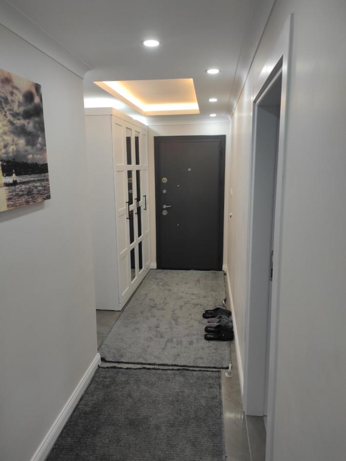 Sama House