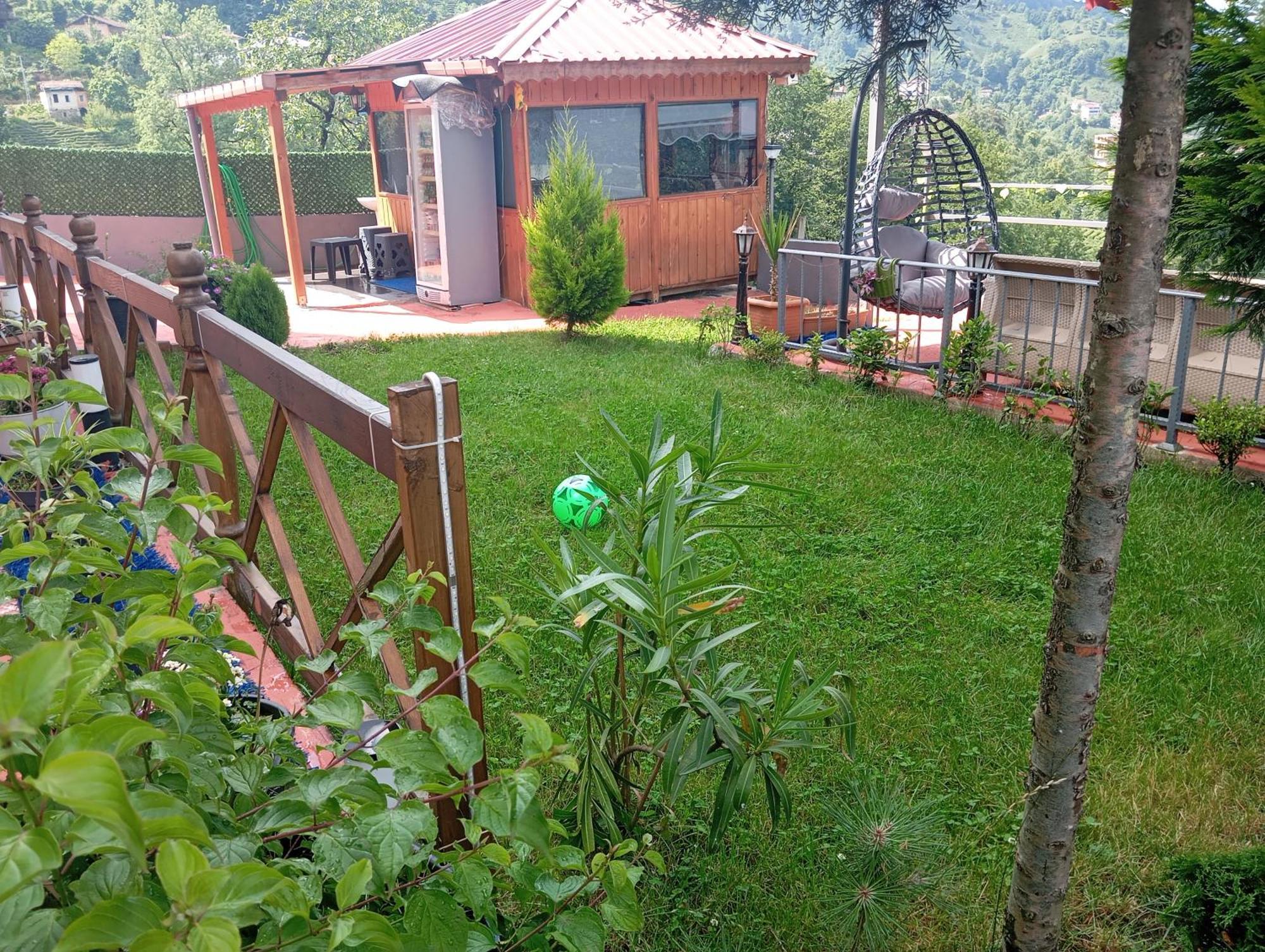 Sama House